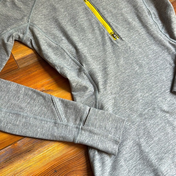 Lululemon half zip pullover gray with yellow trim 6 - Picture 2 of 5